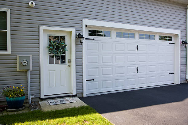 24/7 Emergency Garage Door Panel Replacement experts in Marion County County, AR